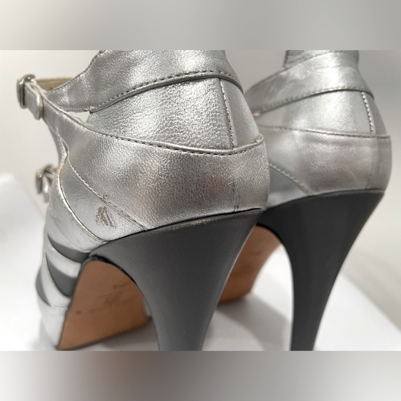 Brian Atwood Open Toe Pumps sz 8.5 - Picture 5 of 11